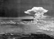 1945年8月6日9日の長崎市と広島市の原子爆弾 許せない