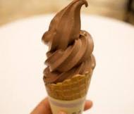 チョコレートソフトクリーム