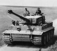 ティーガーⅠ重戦車30両