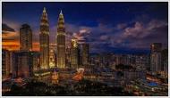 マレーシアのペトロナスツインタワー かっこいい