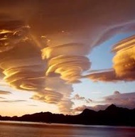 アスペラトゥス波状雲